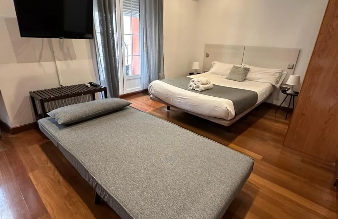 Apartamentos Madrid Atocha-1